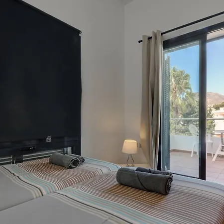 011 Bright And Spacious With Private Pool Villa